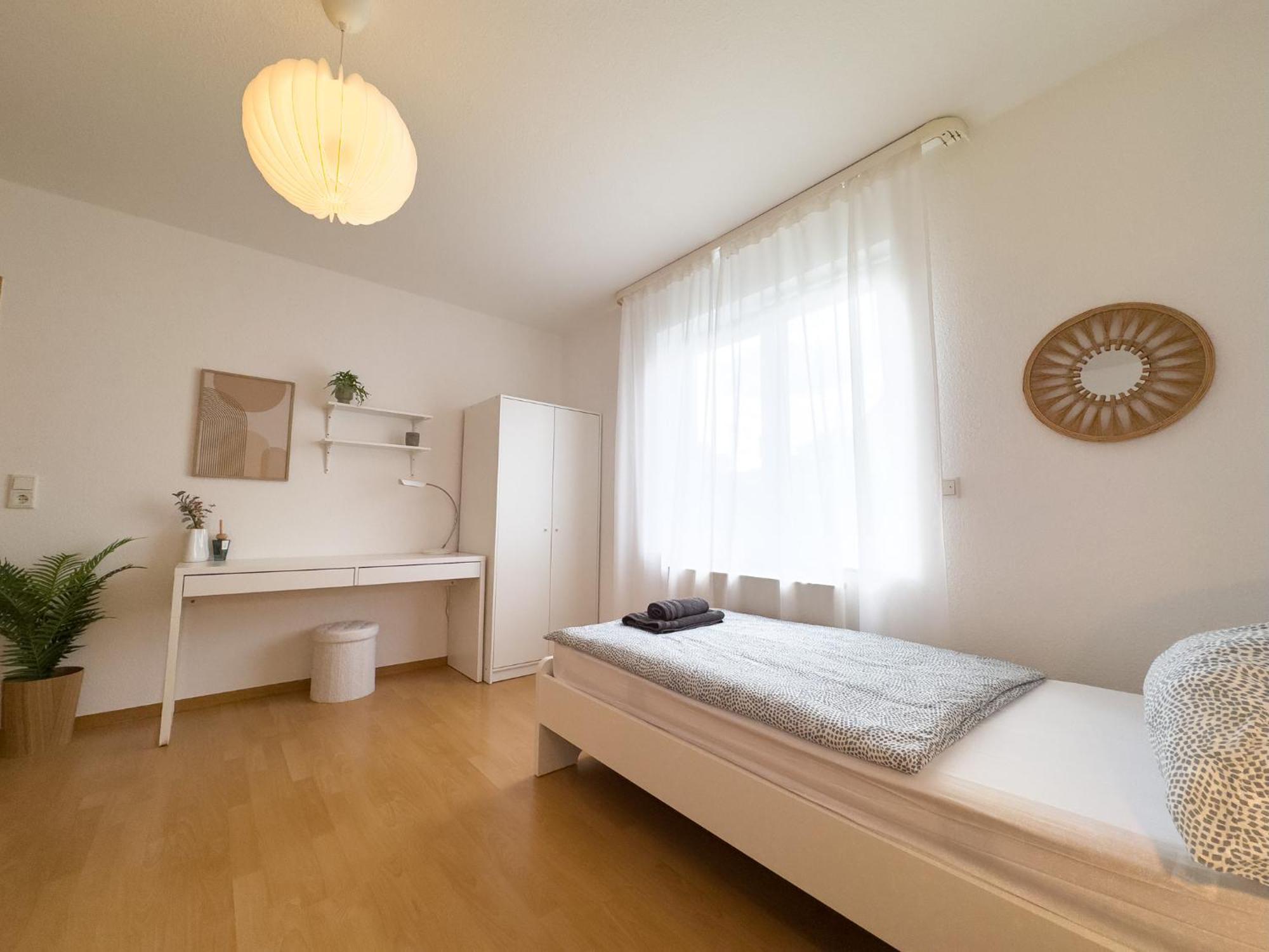 110Qm - 4 Zimmer - Privat Parkplatz - Zentral - Balkon - Mallibase Apartments Kassel Eksteriør billede