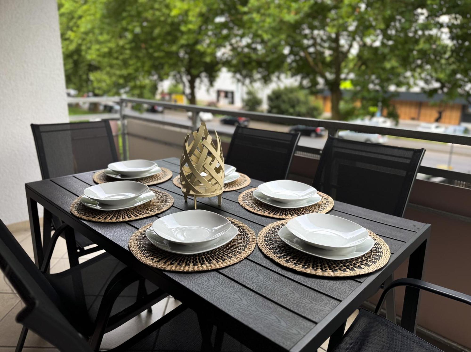 110Qm - 4 Zimmer - Privat Parkplatz - Zentral - Balkon - Mallibase Apartments Kassel Eksteriør billede